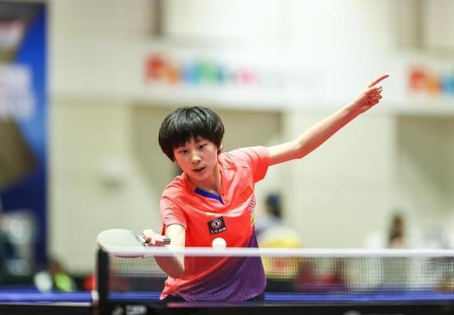 首发阵容的 首发阵容的